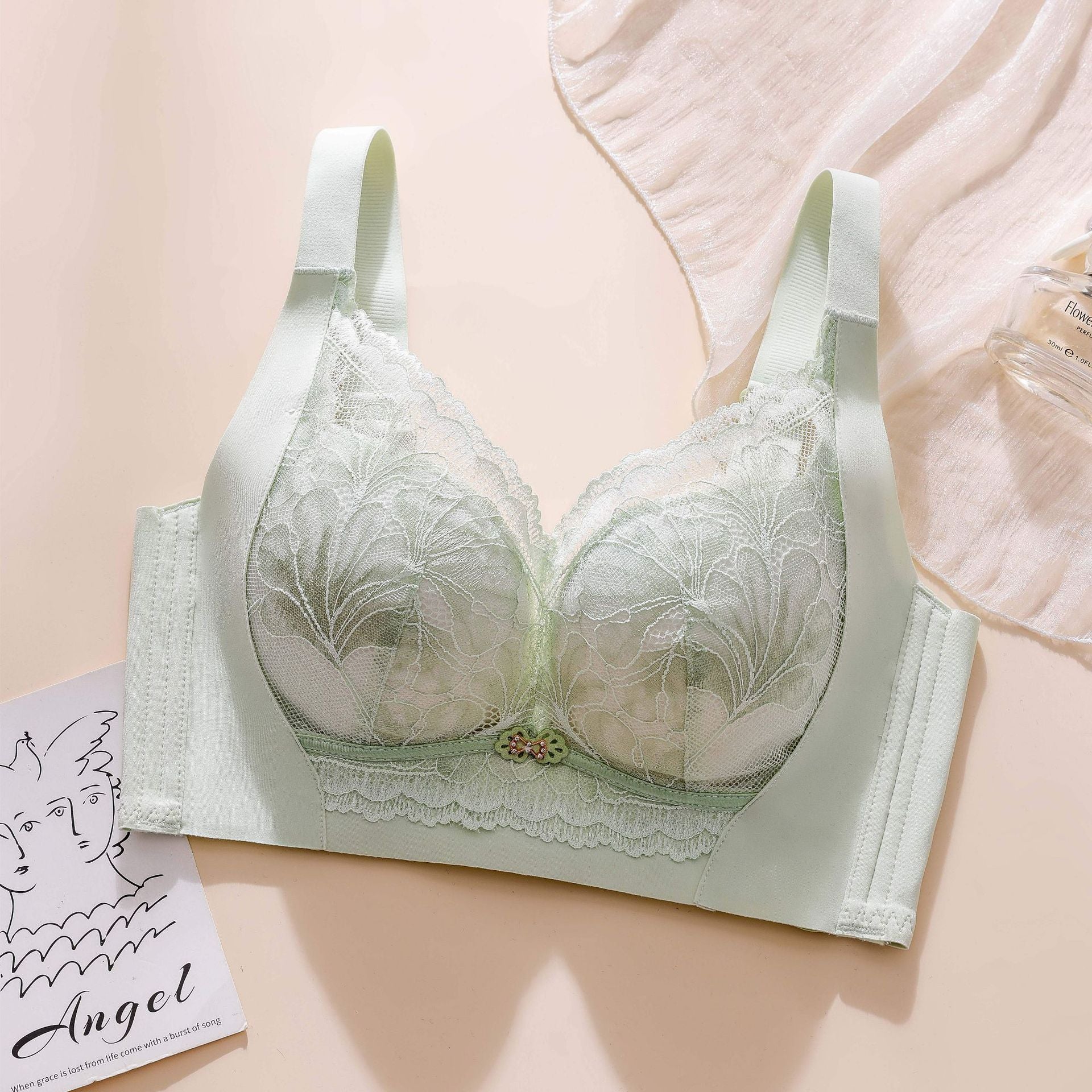 Lace Wireless Supportive Bra for Curvy Women
